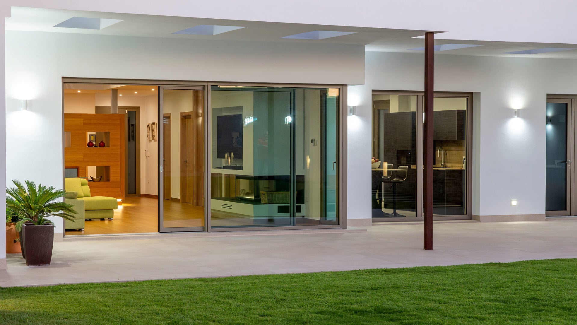 Finstral alumínium-műanyag ablakok